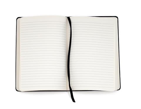 次の絵の中で、ノートと関係のある物は？