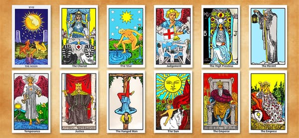 気に入ったカードを１枚選んでください。