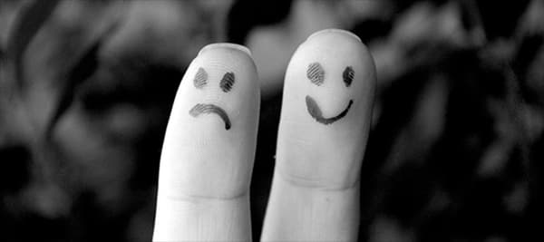 다가오는 연인과의 기념일, 무리한 선물을 바라는 연인에게 당신의 대답은?